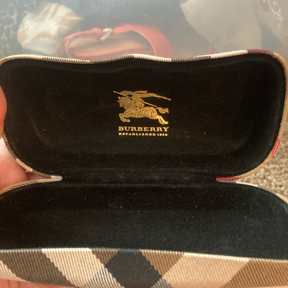 Burberry Sunglasses Case